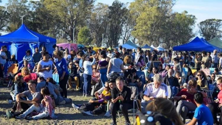 Por mal tiempo, suspenden algunos festejos por el aniversario de Puerto Rosales