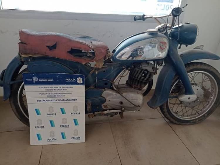 En un allanamiento la Policía secuestró una moto robada