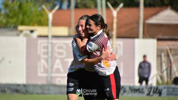 Femenino: Sporting goleó a Liniers y jugará la Promoción por el ascenso ante Petroquímicos