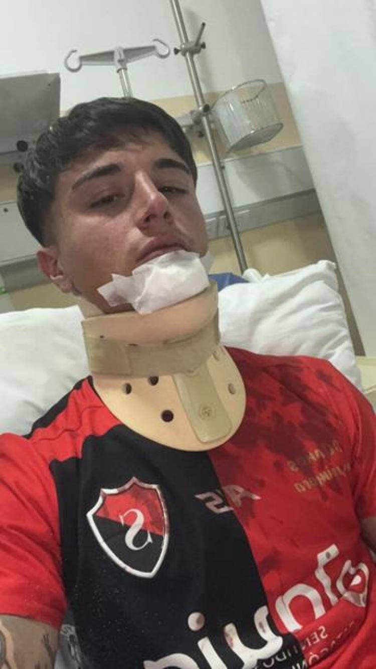 Jugador de Reserva de Sporting internado en el Penna tras ser agredido por sus pares de Villa Mitre
