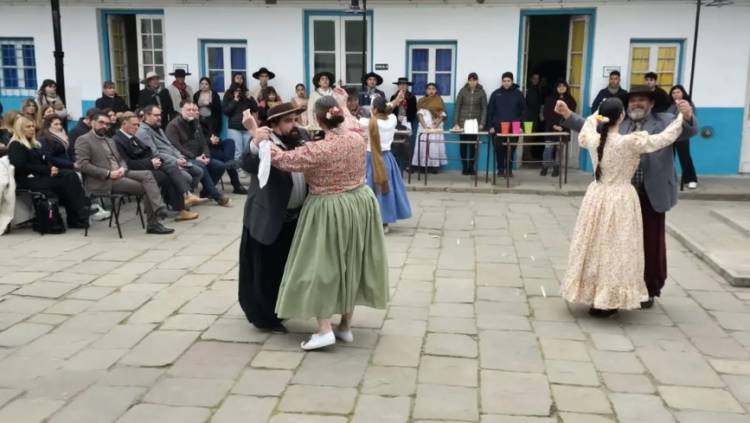 El Día de la Independencia se celebró en el ámbito educativo